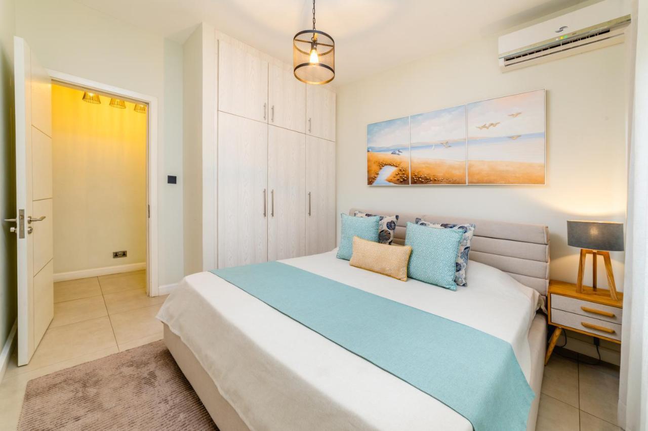 Beachcove Apt No 1 Pereybere Beach Exterior foto
