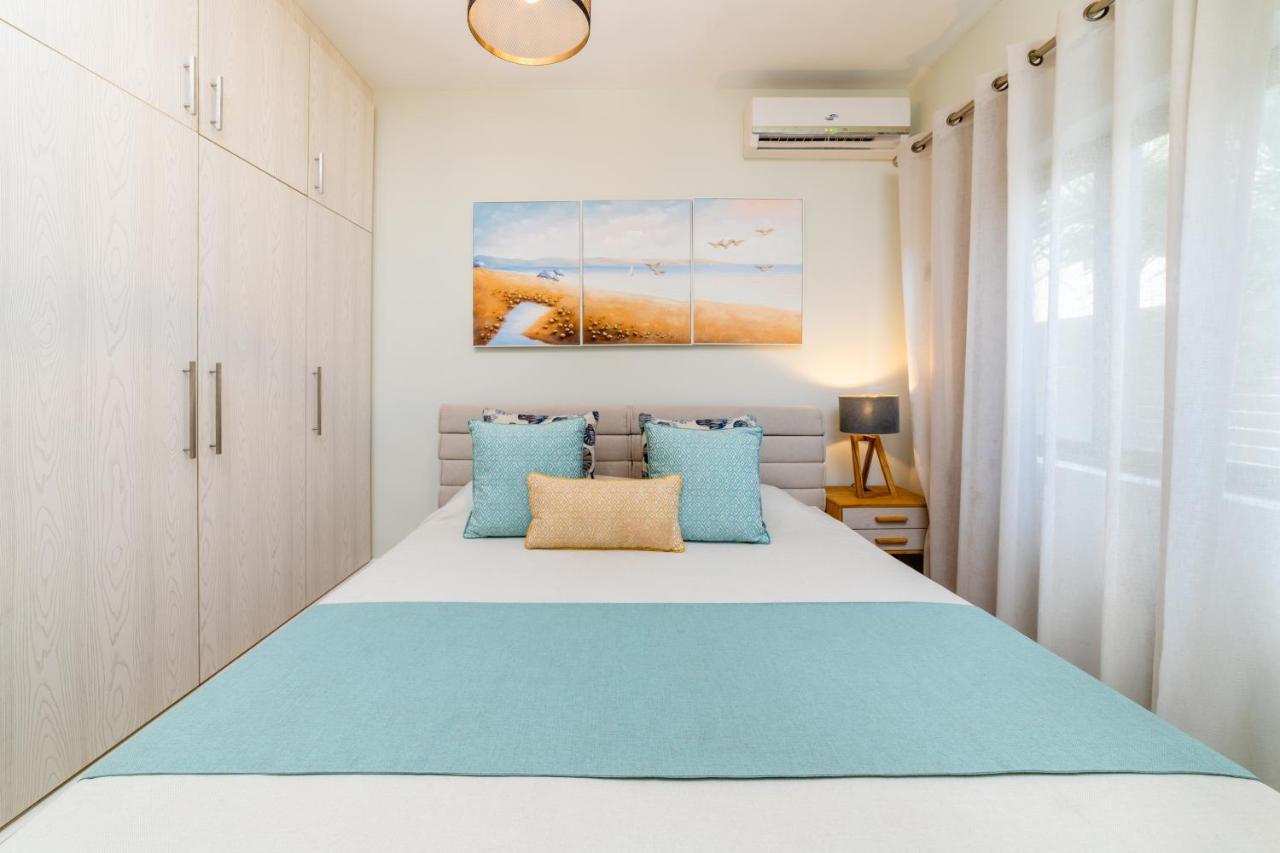 Beachcove Apt No 1 Pereybere Beach Exterior foto